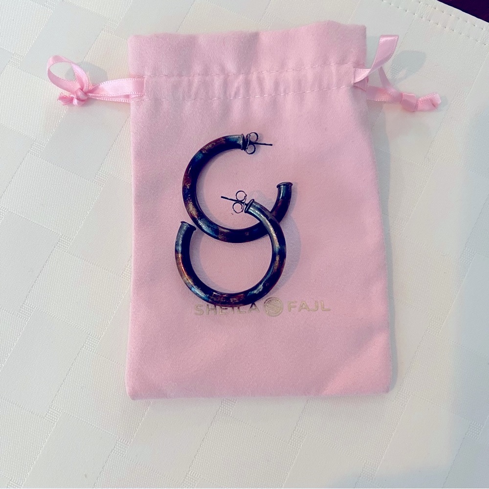 Sheila Fajl Thick Chunky Chantal Earrings. Burnished Gunmetal.